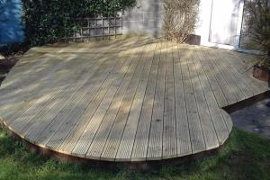 View 4 from project Curved Decking