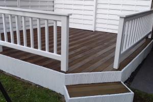 View 3 from project Decking With Painted Rails